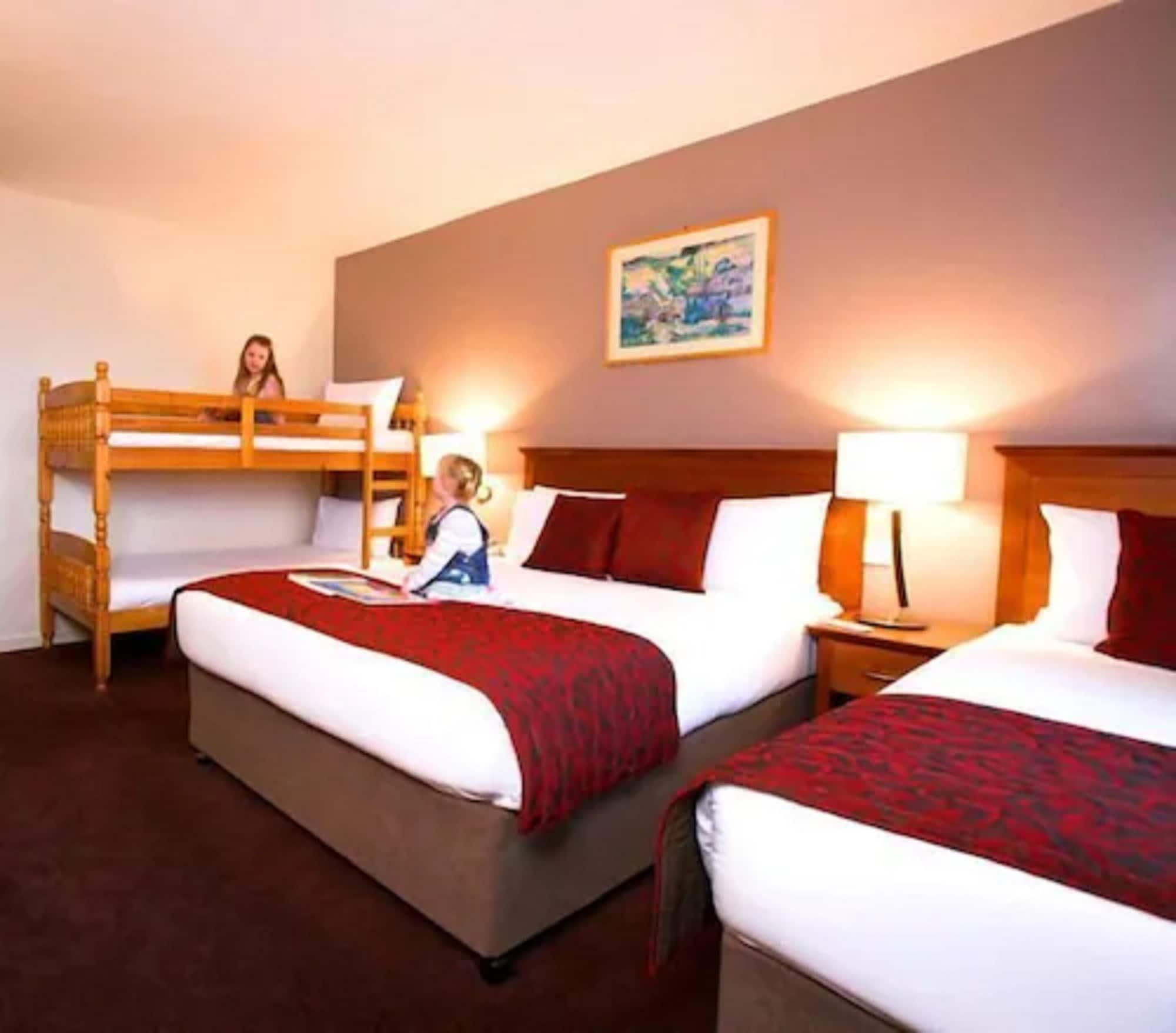 โรงแรมเฟอร์ริคาร์ริก Ferrycarrig ภายนอก รูปภาพ