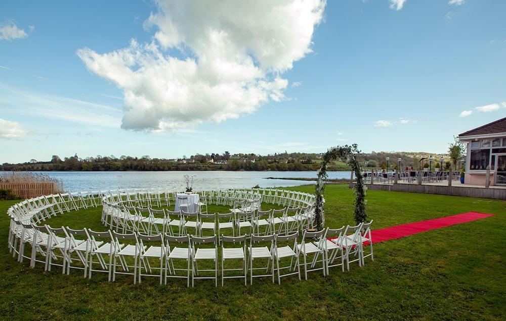 โรงแรมเฟอร์ริคาร์ริก Ferrycarrig ภายนอก รูปภาพ